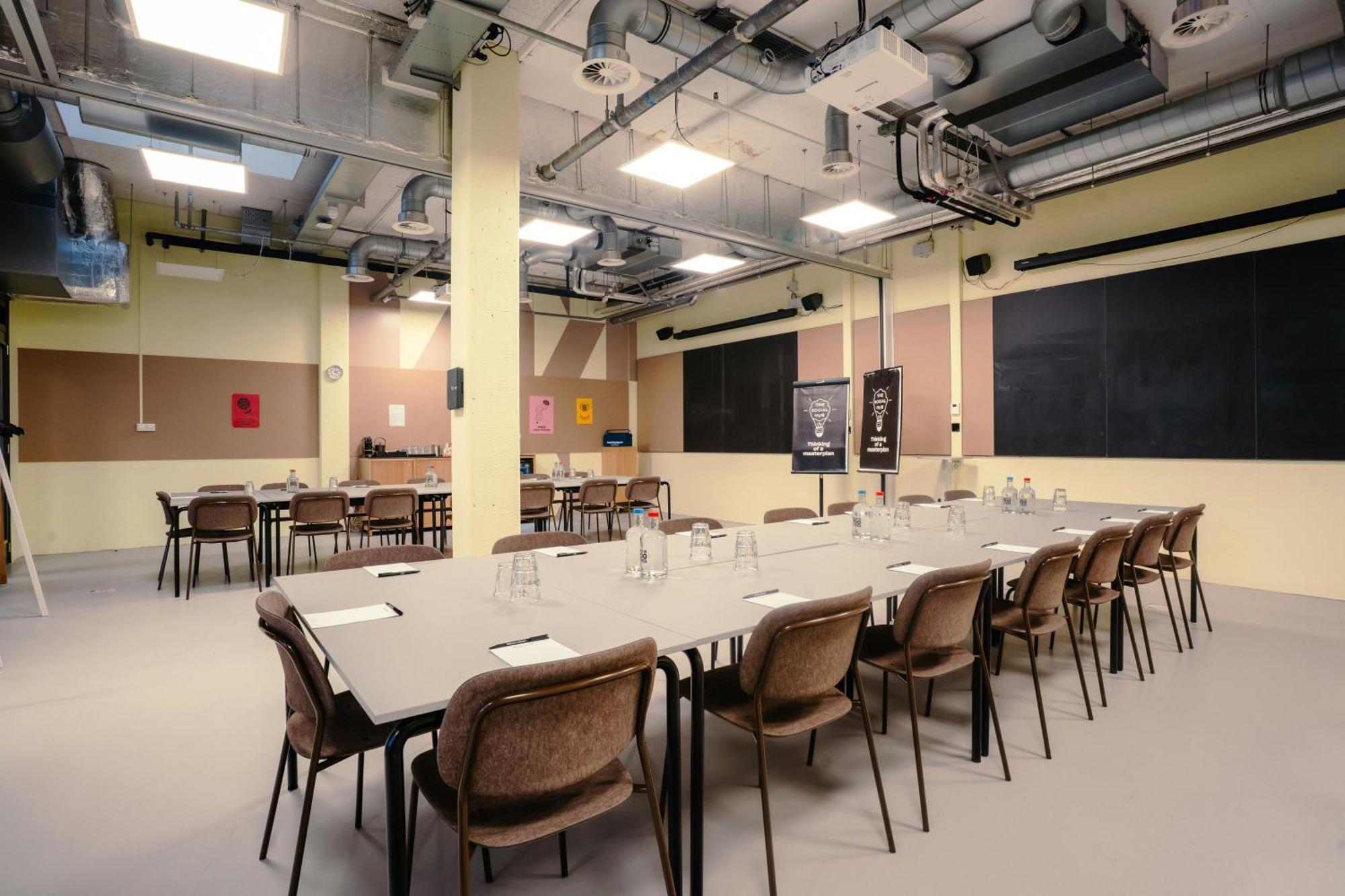 The Social Hub Hotel 3*